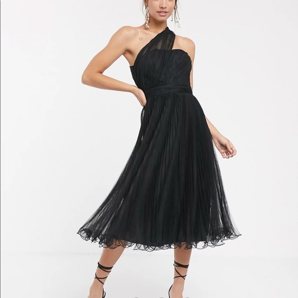 ASOS Dresses & Skirts - ASOS Black One Shoulder Tulle Wired Hem Midi Dress